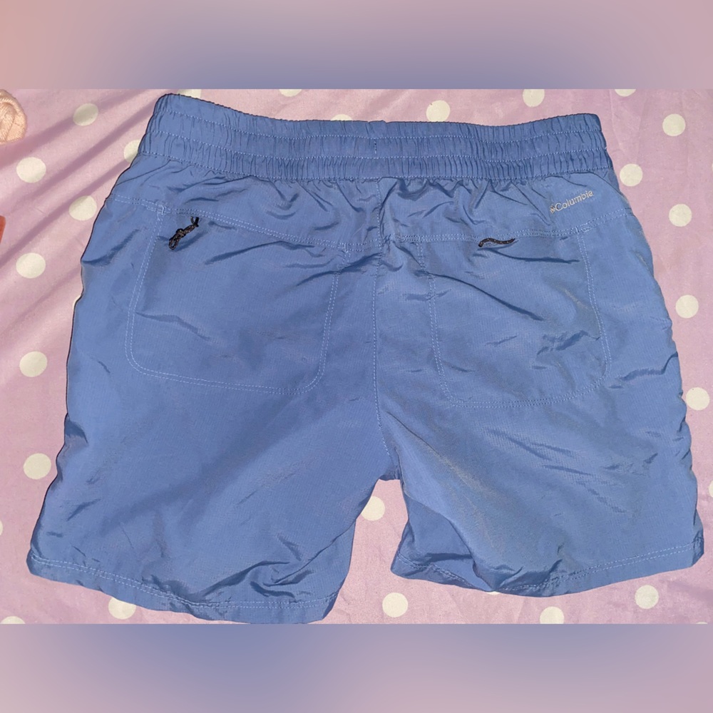 Columbia Blue Cargo Shorts with Elastic Waistband - Picture 3 of 3